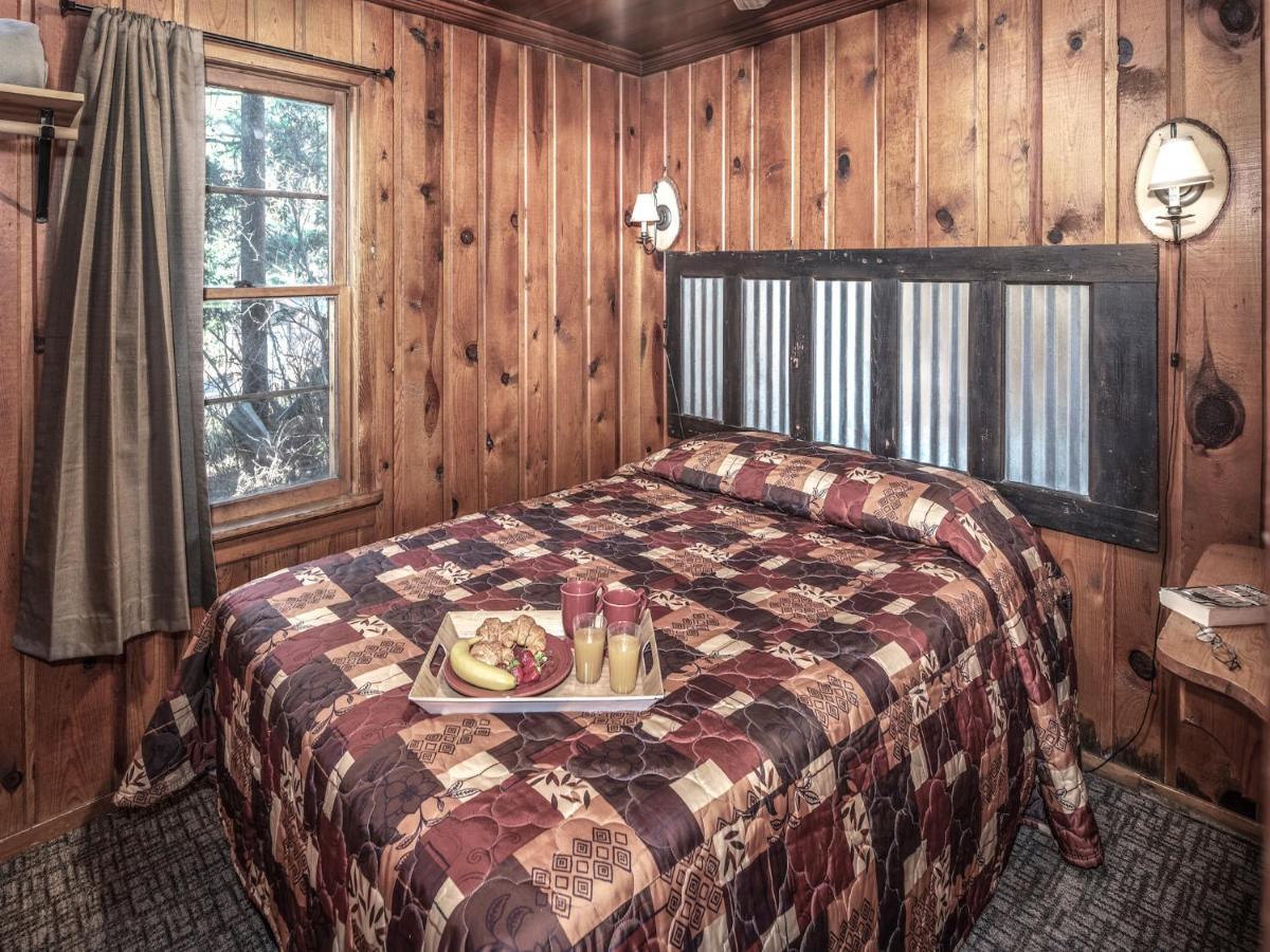 Destiny Cabin, 2 Bedrooms, Fireplace, Midtown, Sleeps 7 鲁伊多索 外观 照片